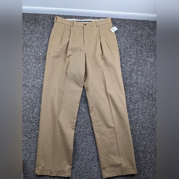 NWT Brooks Brothers Pants Advantage Chino Elliot Pleated Cuffed 34x32 Relaxed